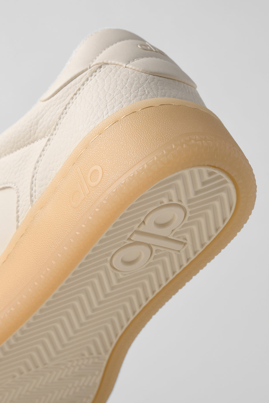 ALO Recovery Mode Sneaker - Clay - Image 6