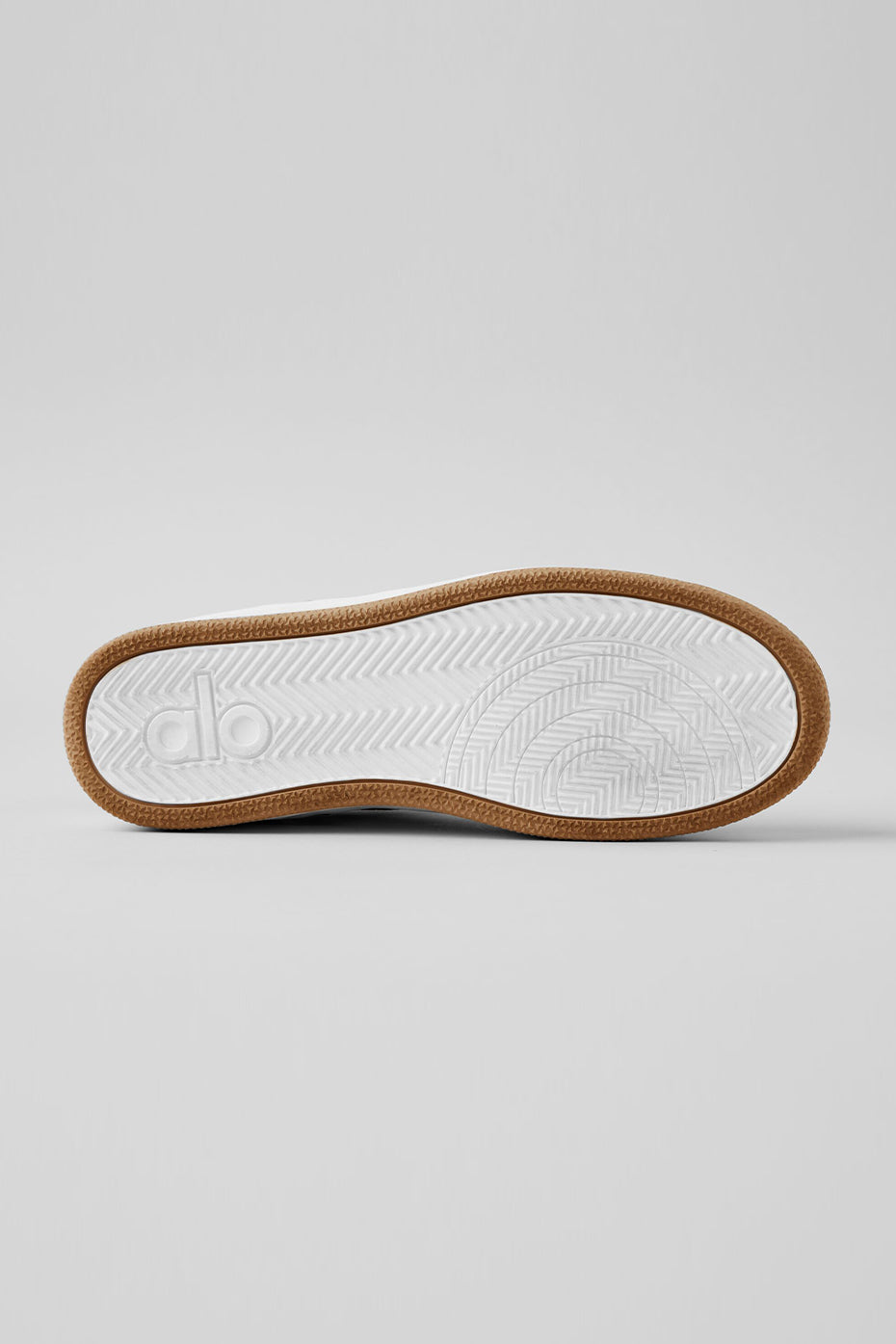 ALO Recovery Mode Sneaker - Natural White/Gum - Image 4
