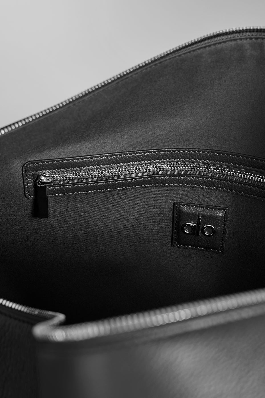 ALO Voyage Duffle - Black Leather - Image 7