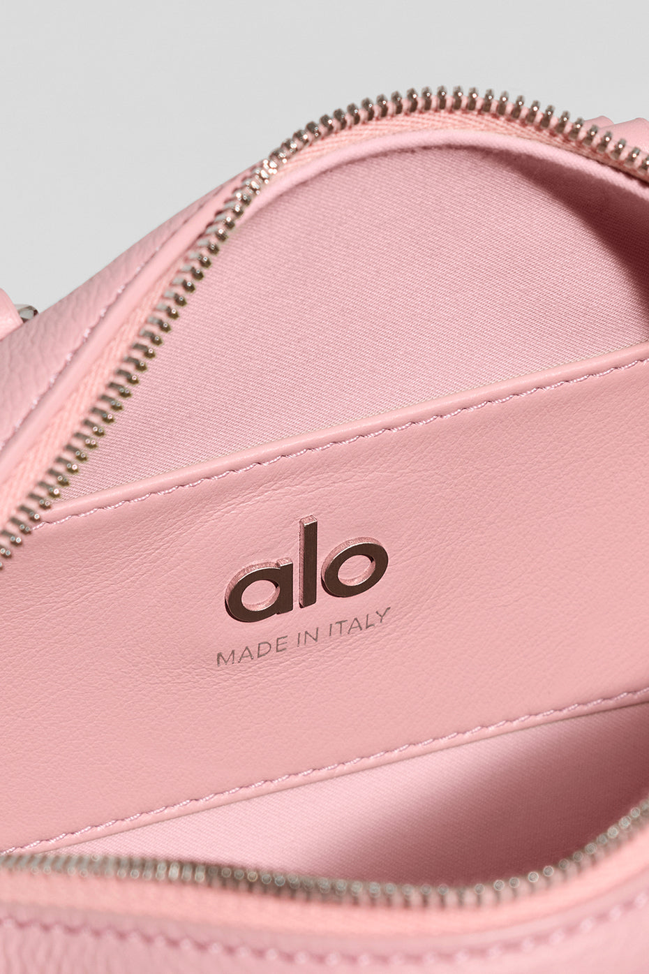 ALO Mini Voyage - Vintage Pink Leather - Image 6