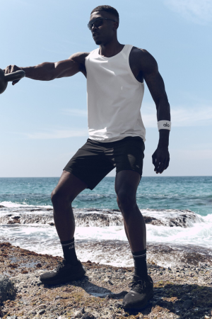 Conquer Tank - White