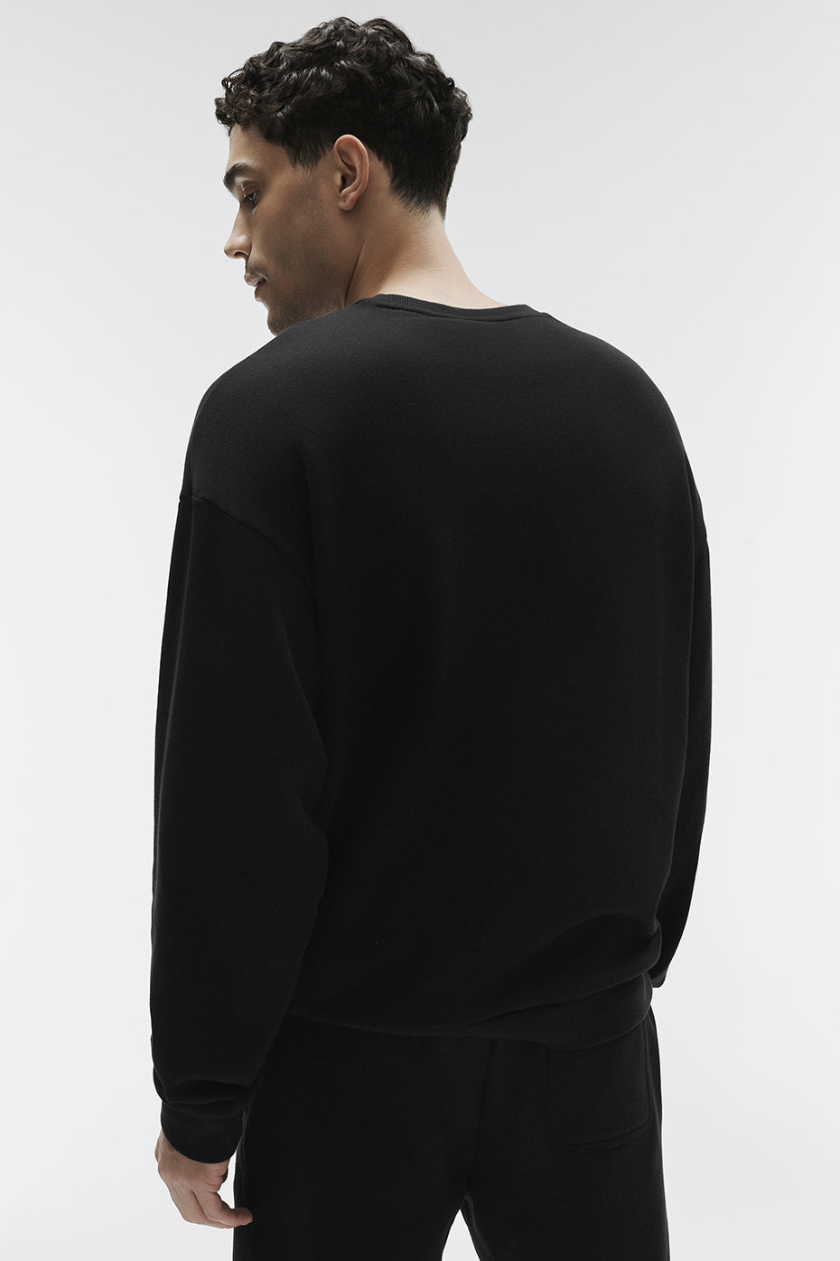 Chill Crew Neck Pullover - Black - Image 3