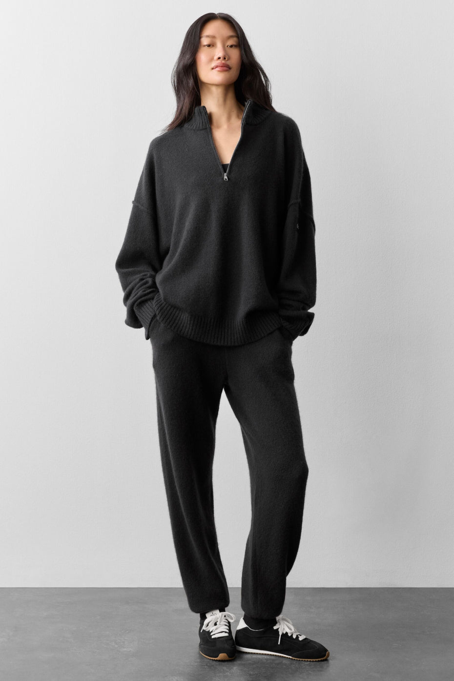 Wool Cashmere New Class 1/4 Zip Pullover - Black - Image 5