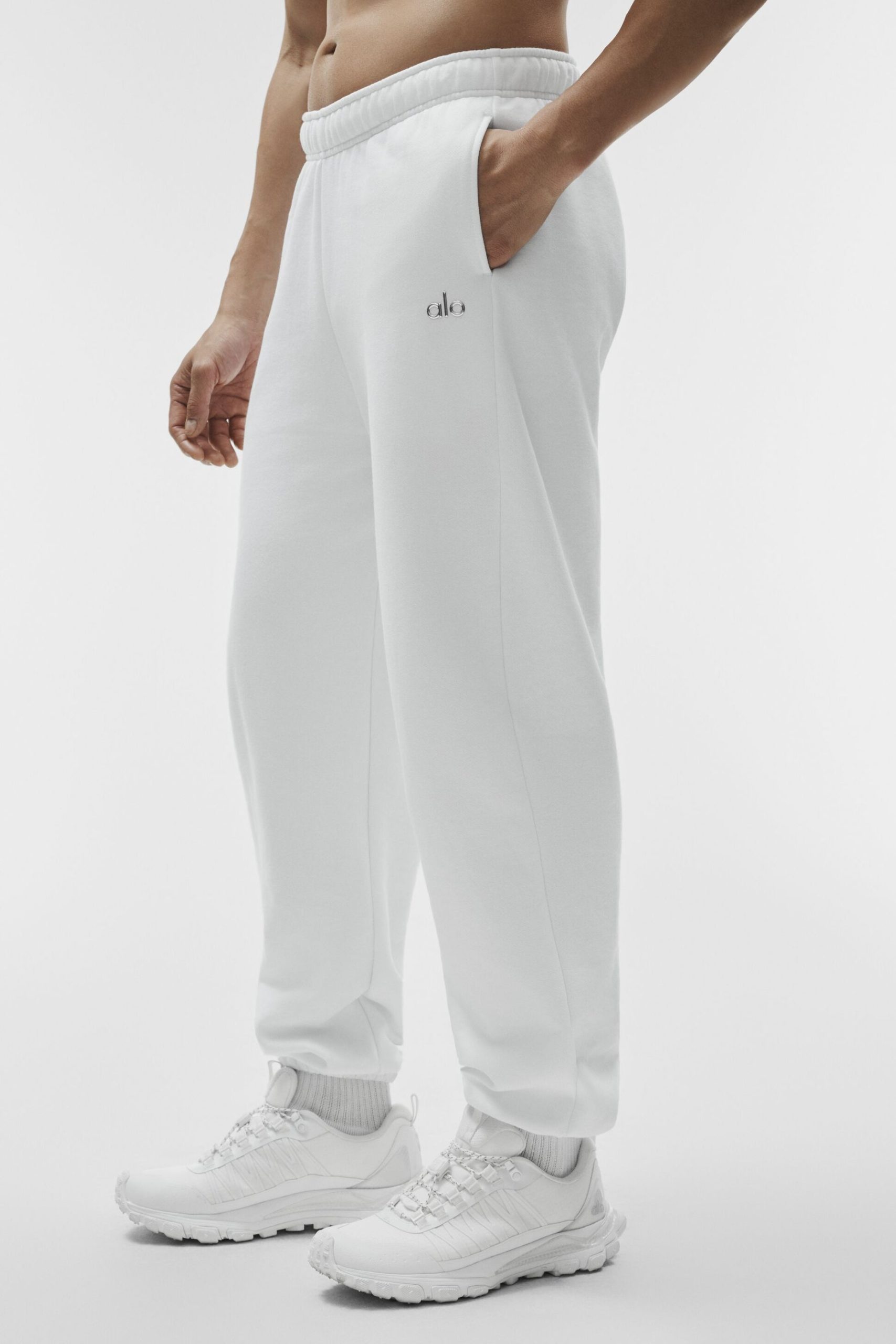 Accolade Sweatpant - White