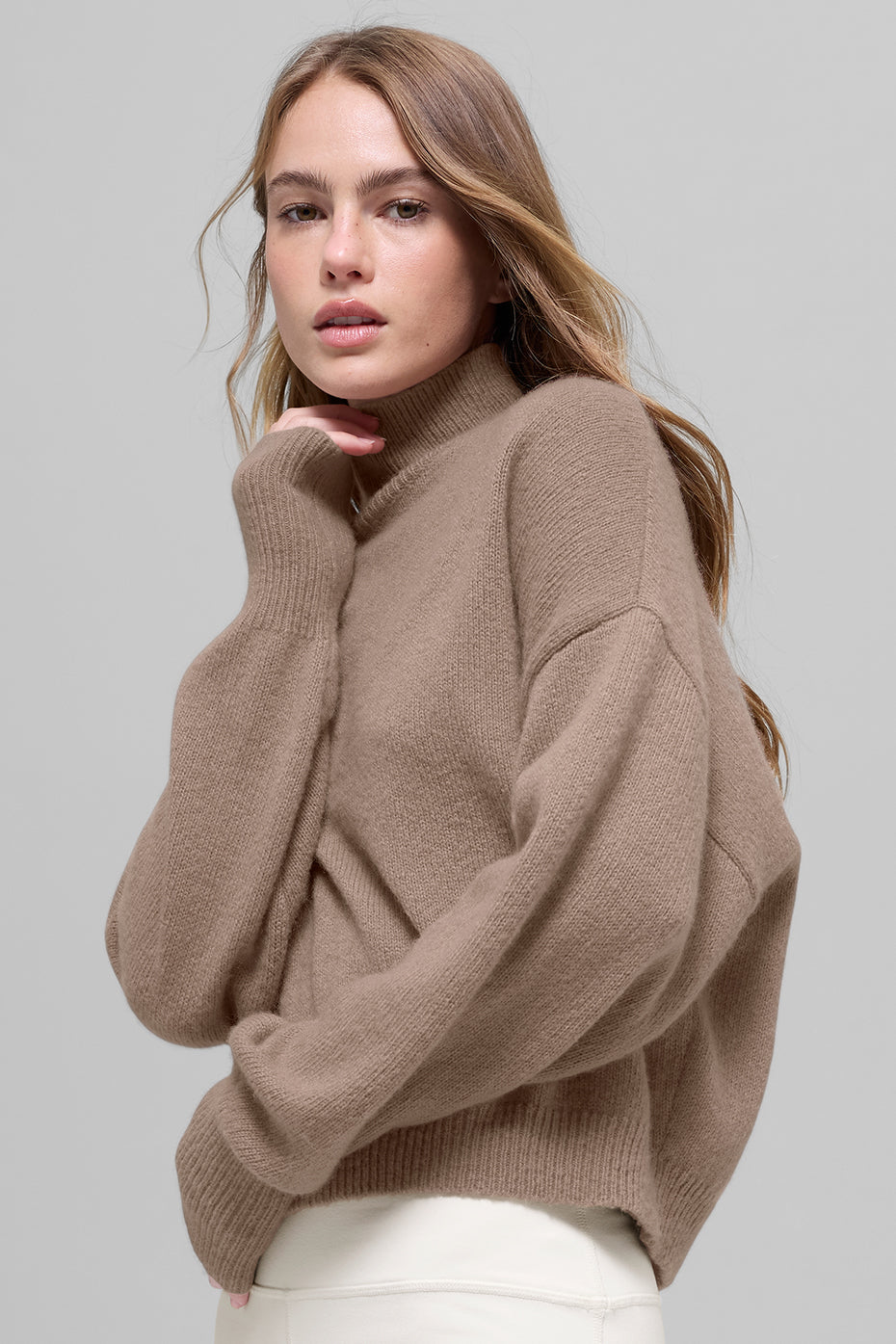 Wool Cashmere Cropped New Class Turtleneck Sweater - Chai Latte - Image 3