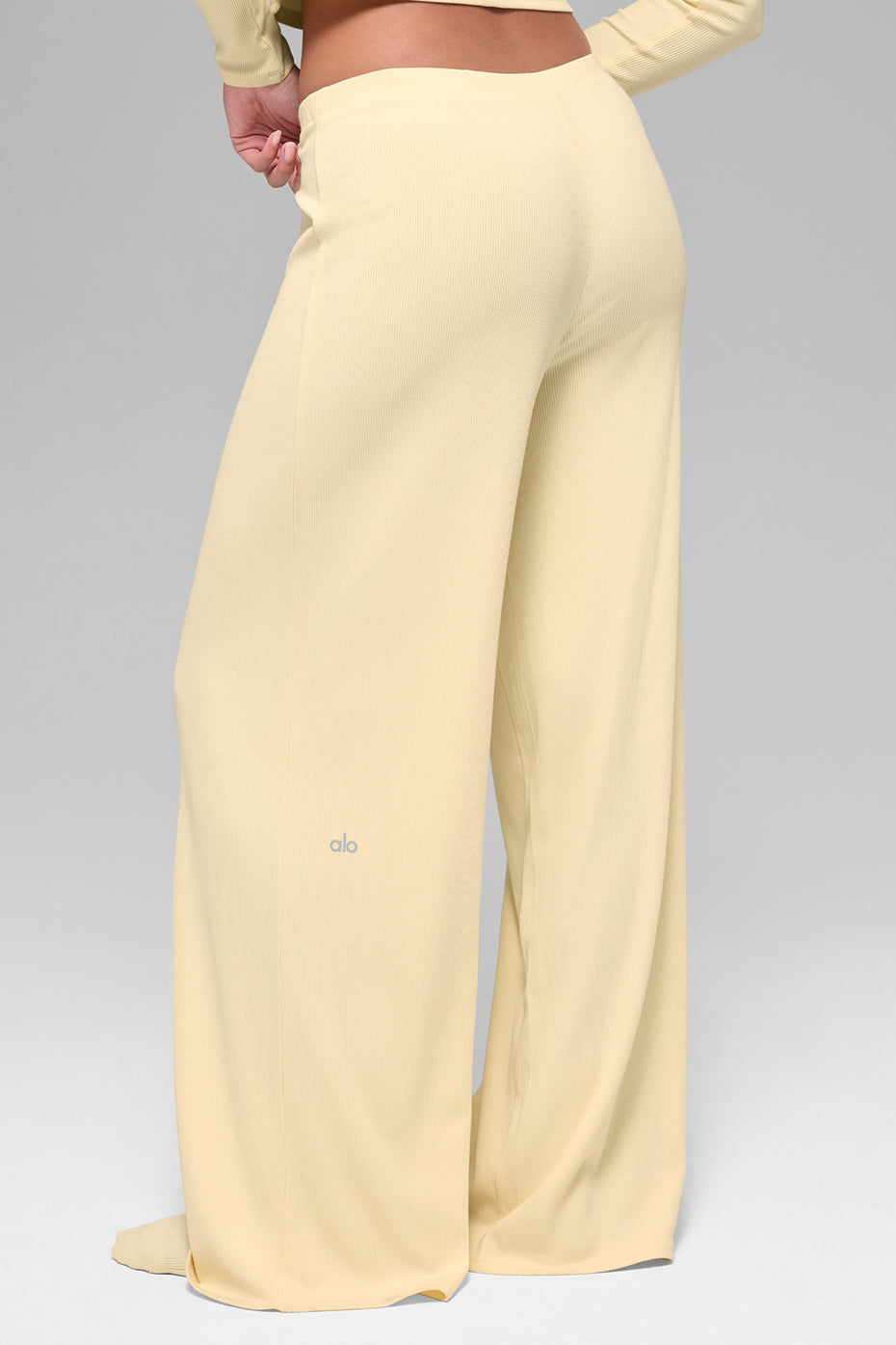 Mid-Rise Dreamlight Straight Pant - Candlelight Yellow - Image 2