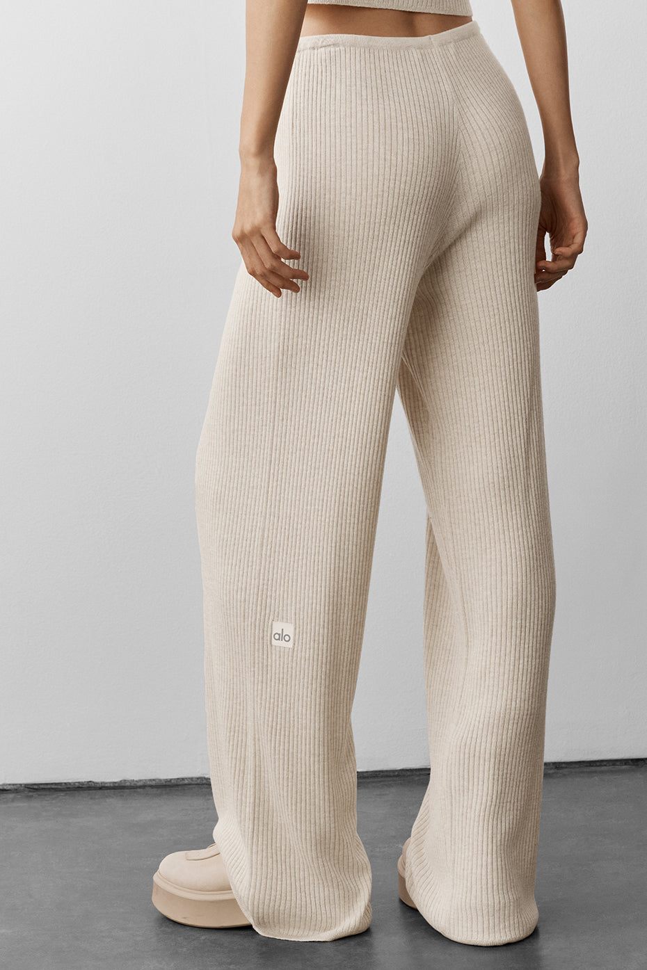 Sweater Knit Mid-Rise Unwind Wide Leg Pant - Oatmeal Heather - Image 4