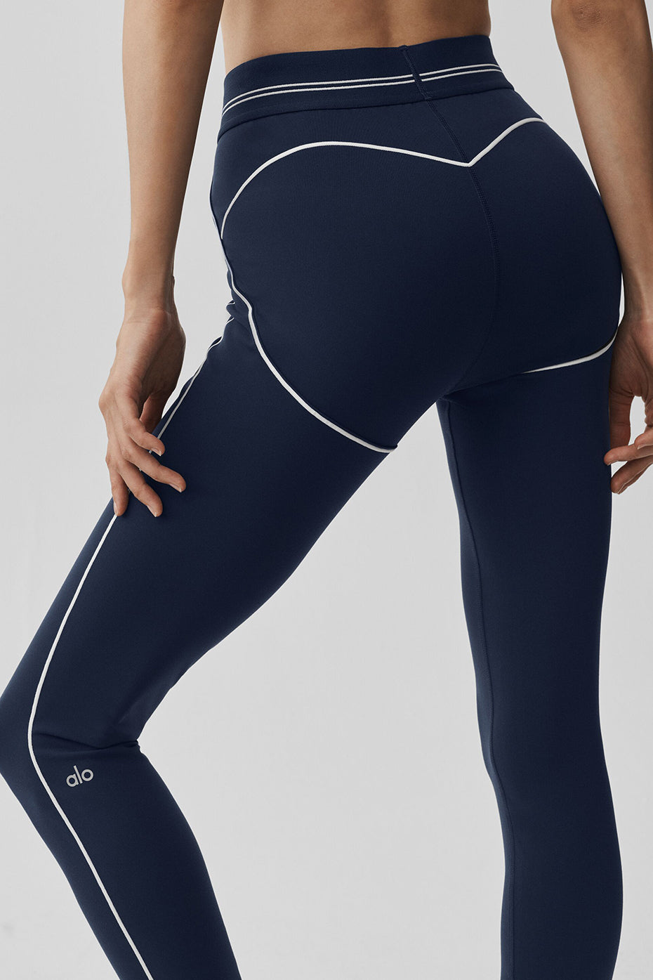 Airbrush High-Waist 7/8 Heart Throb Legging - Navy/White - Image 3