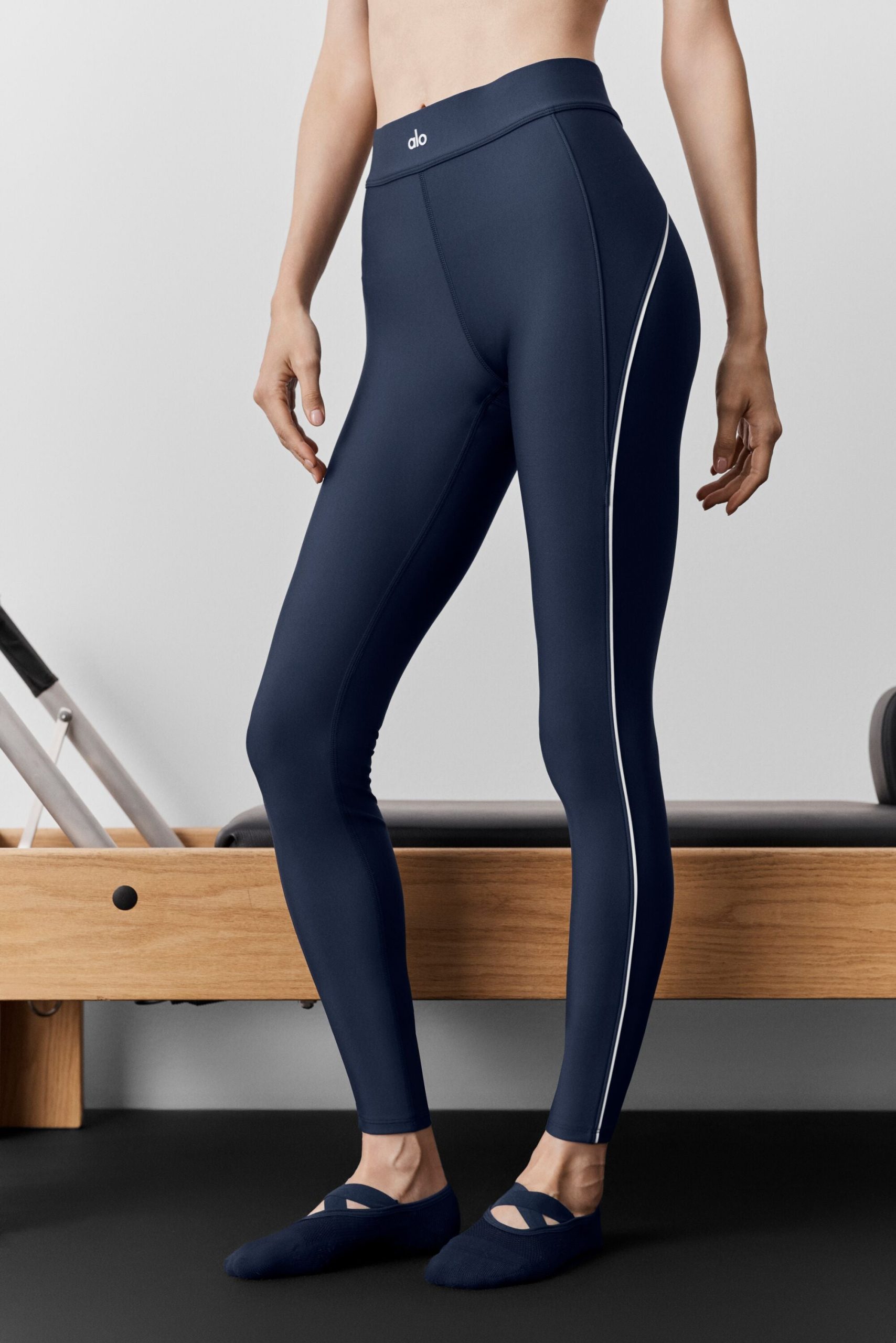Airlift High-Waist 7/8 Speedwork Legging - Navy - Image 3