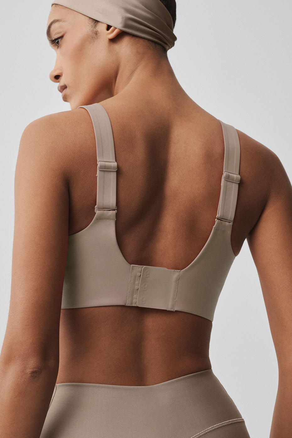 Airlift Endurance High-Impact Bra - Gravel - Image 3