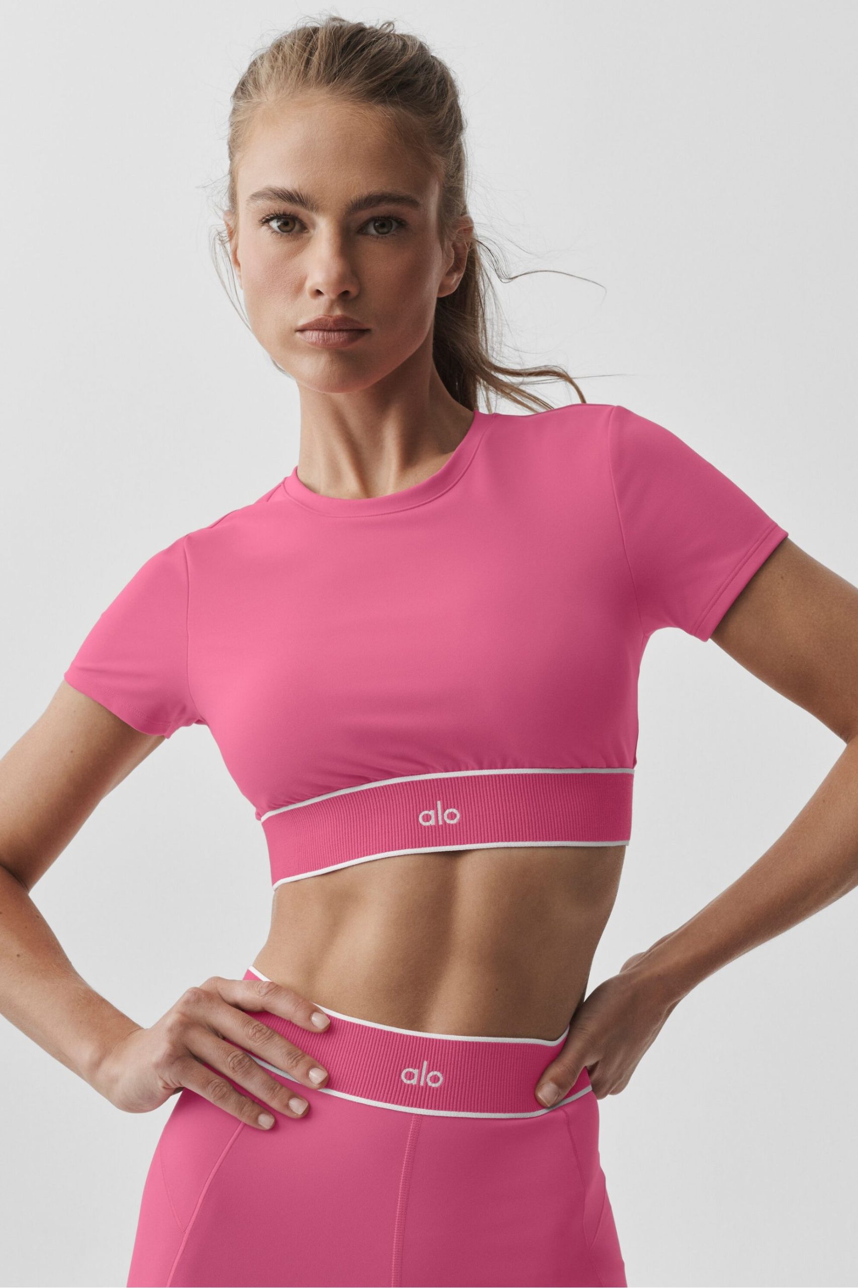 ALO Softsculpt Amp It Up Short Sleeve Bra - Paradise Pink - Image 3